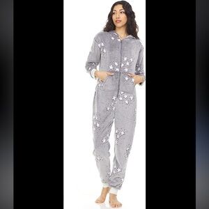 Bearpaw grey multi hooded onesie